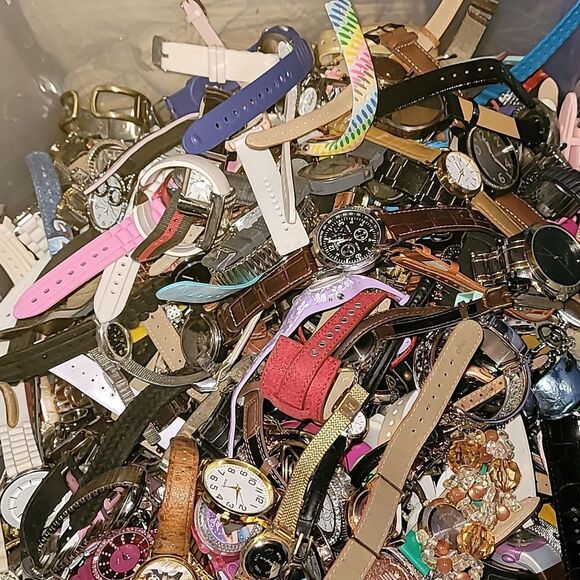 Resellers Lot of 40 Watches Collectors Flea Market Crafters Steampunk NO OFFERS! - Picture 4 of 10